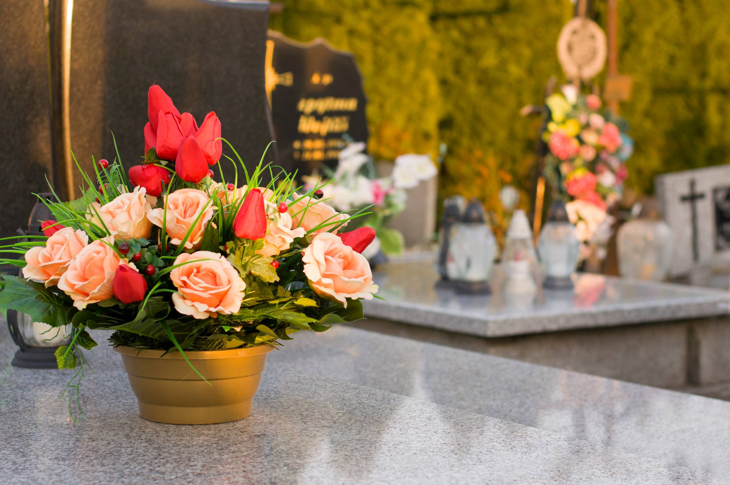 Jarrón de cementerio Flores artificiales Decoración de tumbas